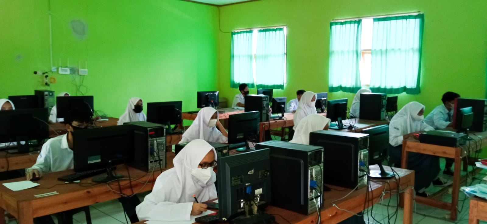 Siswa MA Plus Al Munir Sumedang Antusias Ikuti ANBK