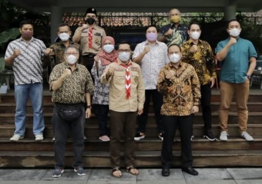 Foto bersama Jajaran Pengurus PWI Jawabarat selepas audiensi dengan Gubernur Jabar, Ridwan Kamil