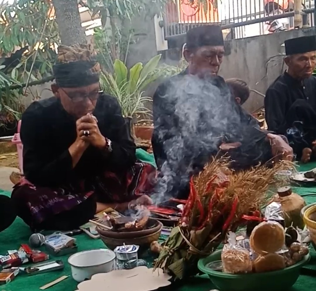 TRADISI: Warga Dusun Citali konsisten menggelar tradisi Hajat Lembur setiap tanggal 8 Muharram.