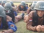 PENDIDIKAN: Calon Praja Pratama saat mengikuti pembukaan pendidikan dasar mental dan disiplin praja (Diksarmendispra) dilapang parade IPDN Jatinangor (Toha Hamdani/Radar Sumedang)