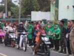 F-Ribuan Paket Takjil Dibagikan di Depan Koramil