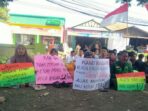 warga-nu-pasuruan-melakukan-aksi-demo-dan-mendesak-gus-yanya-e7t5
