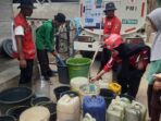 F PMI Salurkan Air Bersih ke Daerah Kekeringan